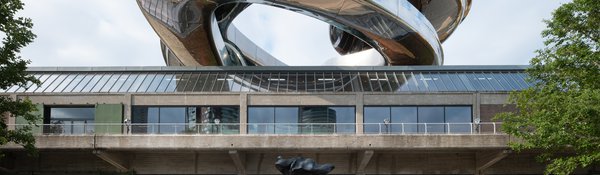 De Kooning op de kade bij Fenix – foto Titia Hahne